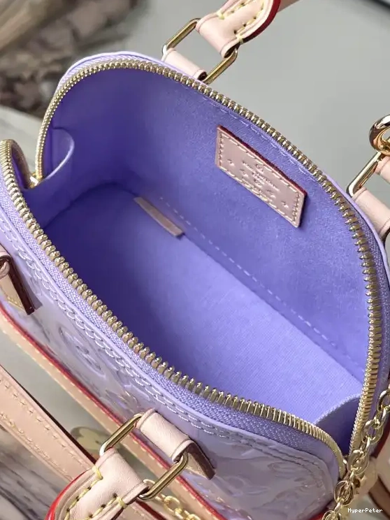 Nano Alma-18*12*8cm LOUIS VUITTON 0610